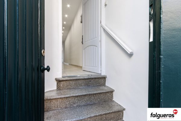 REF:  003672- CREU ALTA- SABADELL