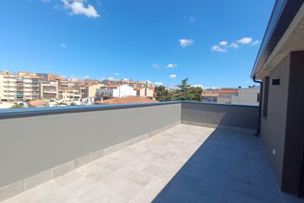 REF: 003668-PH-TV-009. SANT PERE- TERRASSA