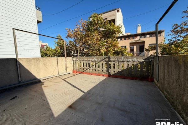 REF: 003724/V10752-CREU ALTA- SABADELL